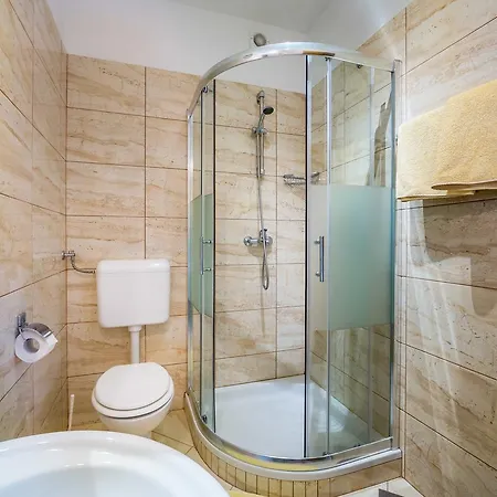 Bed & Breakfast Klaric Laurana
