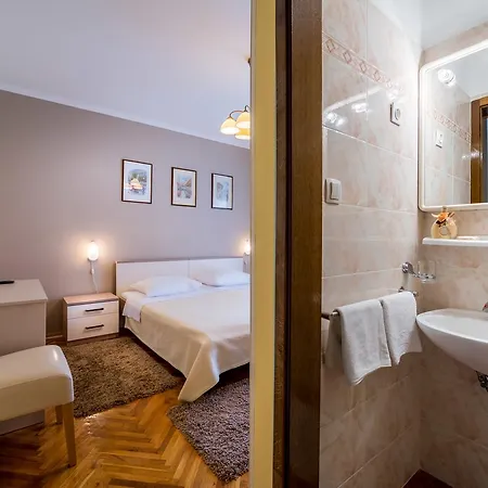Bed & Breakfast Klaric 3*